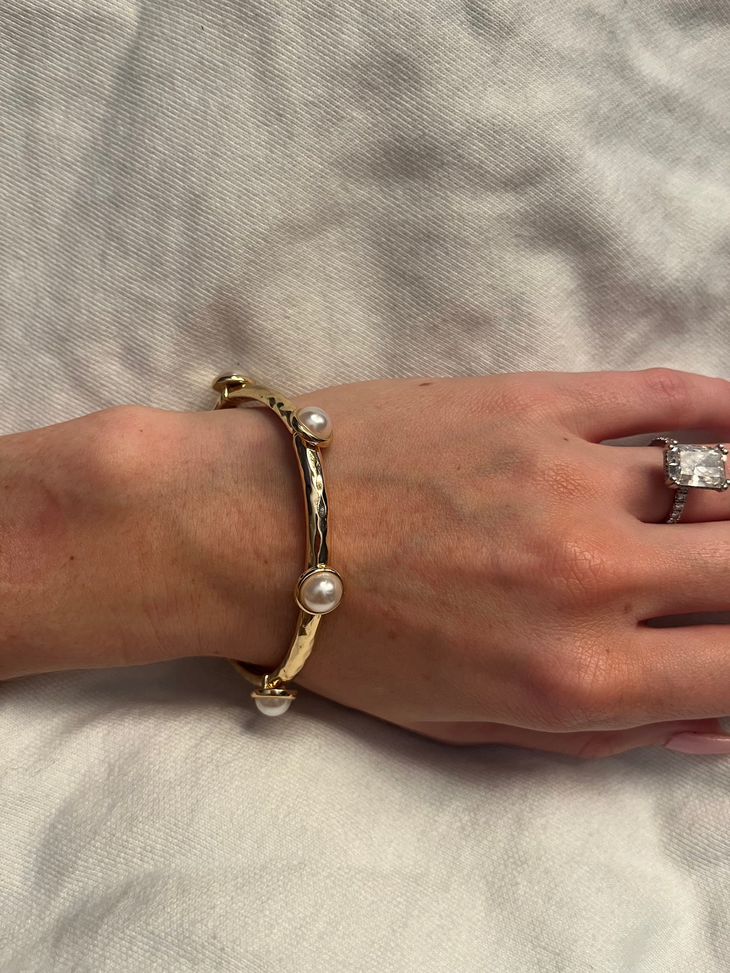 Pearl Stretch Bracelet